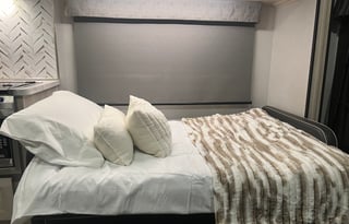 2023 Forest River RV Sunseeker LE 3250DSLE Ford