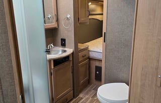 2018 Thor Motor Coach ACE 30.2