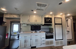 Adventure Ready 2021 Jayco Redhawk 29XK C Class