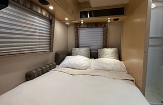 Leisure Travel Van Serenity Class B+ RV