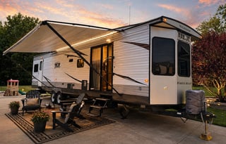The Frontier – Extended Stay Retreat