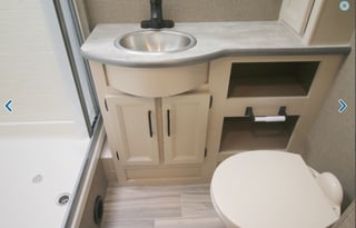 2020 Thor Ace 33.1 - La Dolce Vita