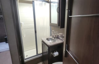 [Memorial Sale] Majestic Spirit - 6 seater