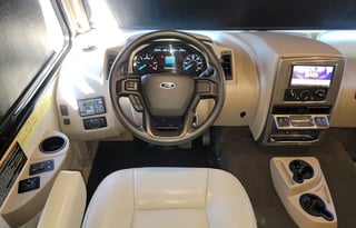 Winnebago Sunstar 31B