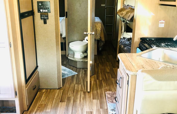 RV - kitchen + bathroom entrance