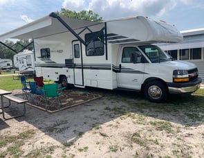 Coachmen RV Freelander 27QB Chevy 4500
