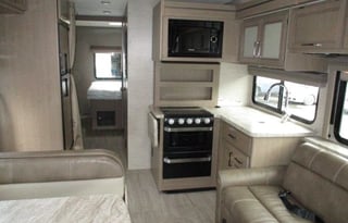 2021 Thor Motor Coach Daybreak 30DB