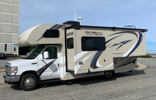"Tiny" 2019 Thor Motor Coach Freedom Traveler 24HE