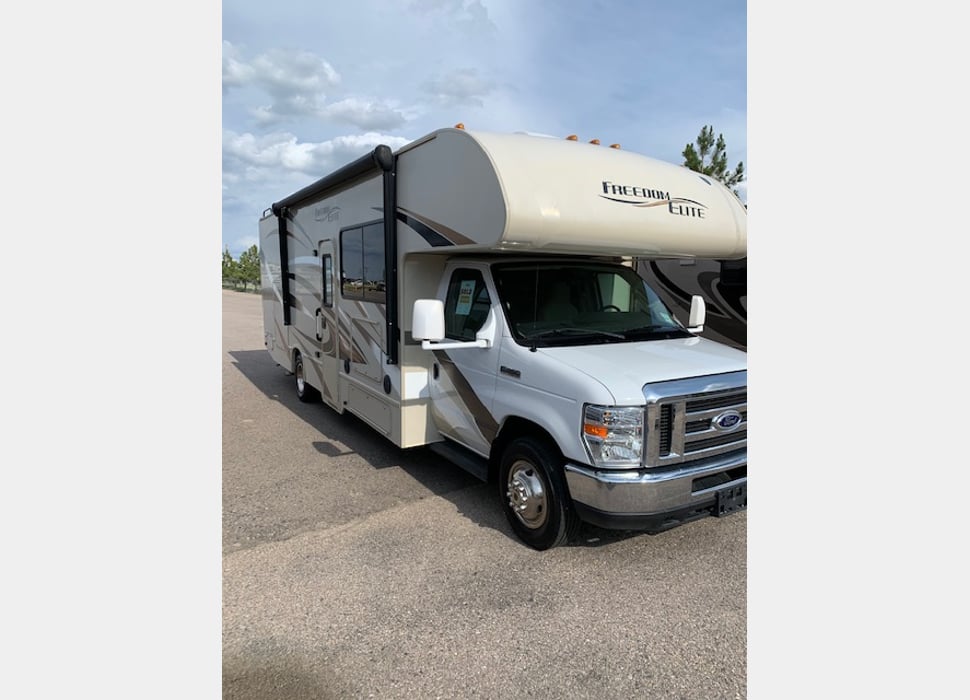 Class C Motor Home rentals in Colorado Springs