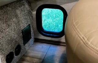 Classy Lady - Tiffin Open Road Allegro with Bunks