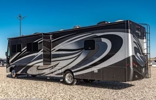 Home Away from Home - Bunkbed / 2 full Baths