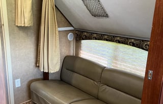 Great family escape w/ bunkhouse.