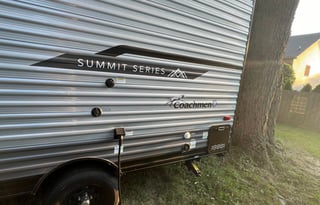 coachmen catalina summit  couple camper