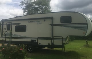 2019 Winnebago Minnie Winnie 26A-  lovers getaway