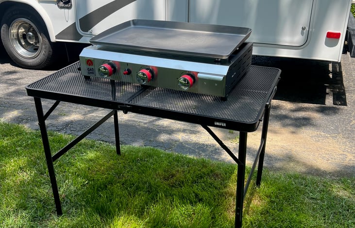 Package 1: Grill & Table