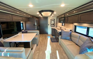 Diesel "MOLLY" King, 2 FULL BATHS!!