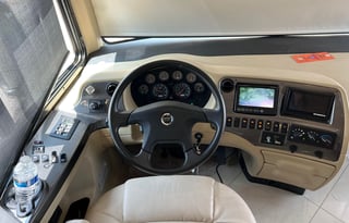 2012 Tiffin Phaeton HAL724