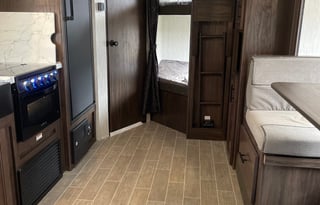 FULLY DELIVERED 2020 Grey Wolf - 30’ - 4 Beds