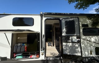 2024 Rockwood 35’ Adventure Rig – Fully Loaded