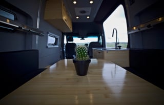 Off Grid Sprinter 144 - Sleeps and seats 4!
