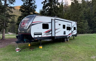 2019 Cruiser Stryker ST-2916 w/paddle boards!