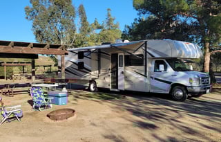 ***THE MOOSE*** '17 Coachmen SLEEPS 10!!!