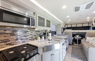'21 Fleetwood Fortis - Sleeps 8 - Free Starlink