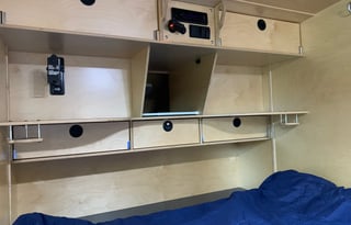 Retro Style Teardrop Camping Trailer (Santa Cruz)