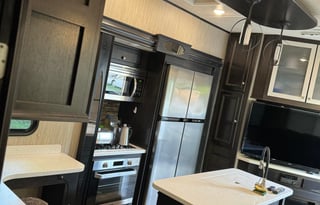 2019 Heartland Road Warrior 396