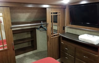 2018 Forrest River Serria 387MKOK