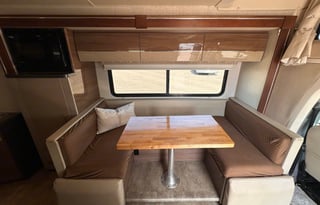 "Eljoy" Easy-Driving, Fuel-Efficient Winnebago