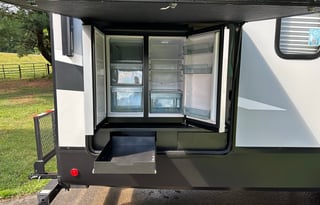 2021 Artic Wolf 3770 Suite-Condo on Wheels