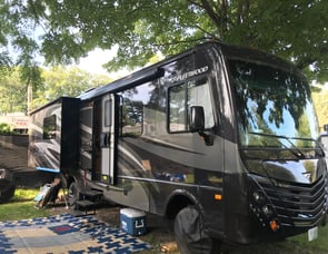 Fleetwood RV Storm 32H