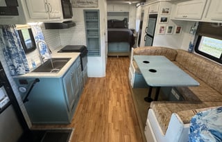 Cozy, Dog Friendly RV