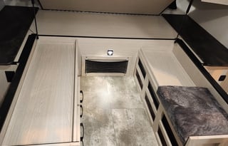 2023 Coachmen APEX 266BHS - Glamping Machine!