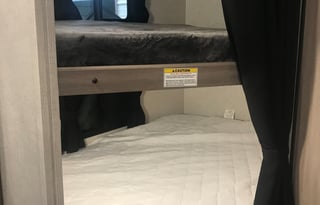 2022 CrossRoads Sunset Trail KING BED DUAL AC's