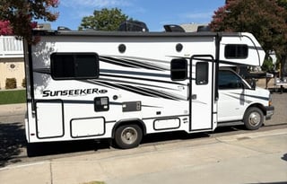 Betty Boondocks RV