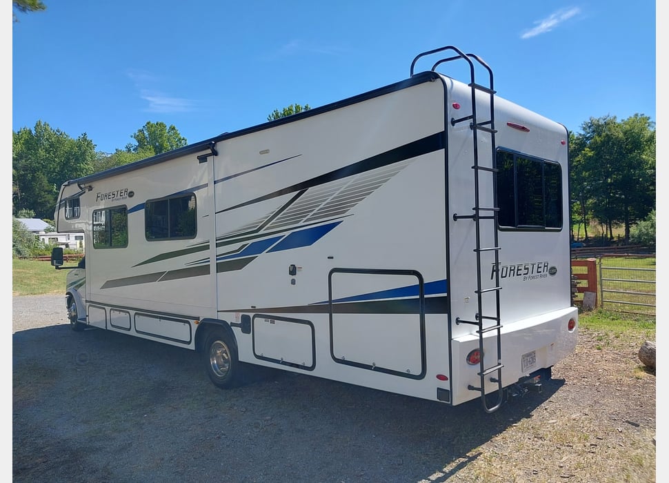 Class C Motor Home rentals in Fredericksburg
