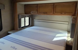 2021 Thor Chateau LH26