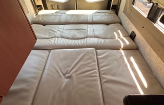 2012 Winnebago Era 70X