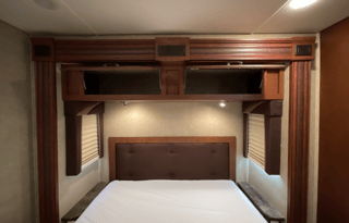 Ultimate home on wheels!-2013 Jayco Greyhawk 29KS