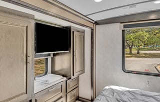 GLAMPING ALERT! Beautiful 2021 Forest River RV