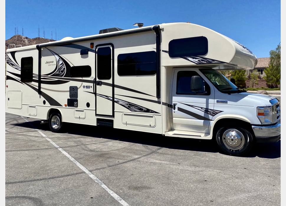 Class C Motor Home rentals in Las Vegas
