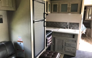 Hauly Shore is an amazing Toy Hauler!