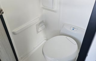 2018 Winnebago Revel 44E