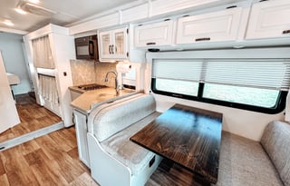 2018 Thor Motor Coach Four Winds 31E Bunkhouse