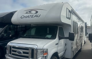 27R -NEW- 2022 Thor LUXURY BIG Bed,8 Sleeper,Solar