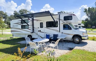 2018 Sunseeker -sleeps up to 6- Multilingual owner