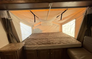 2019 Forest River RV Flagstaff Shamrock 233S