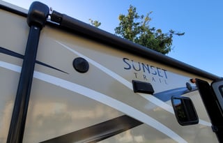 2015 CrossRoads RV Sunset Trail Super Lite ST270BH